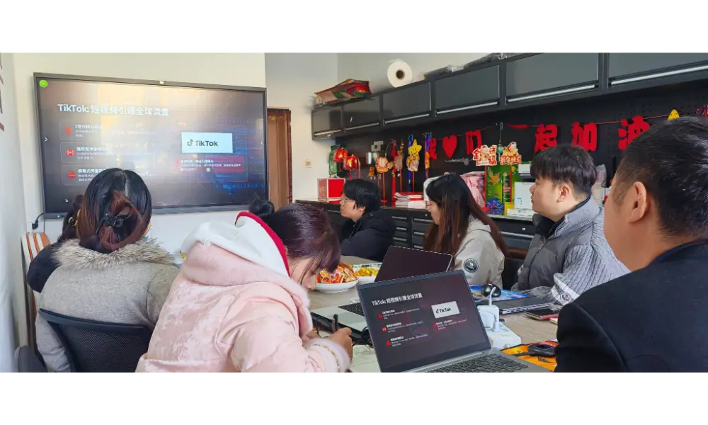 Verwelkomt het Chinese Nieuwjaar met Power Tower Solutions