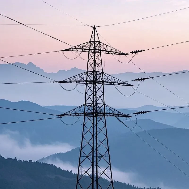 Metaal elektrische stroomtoren